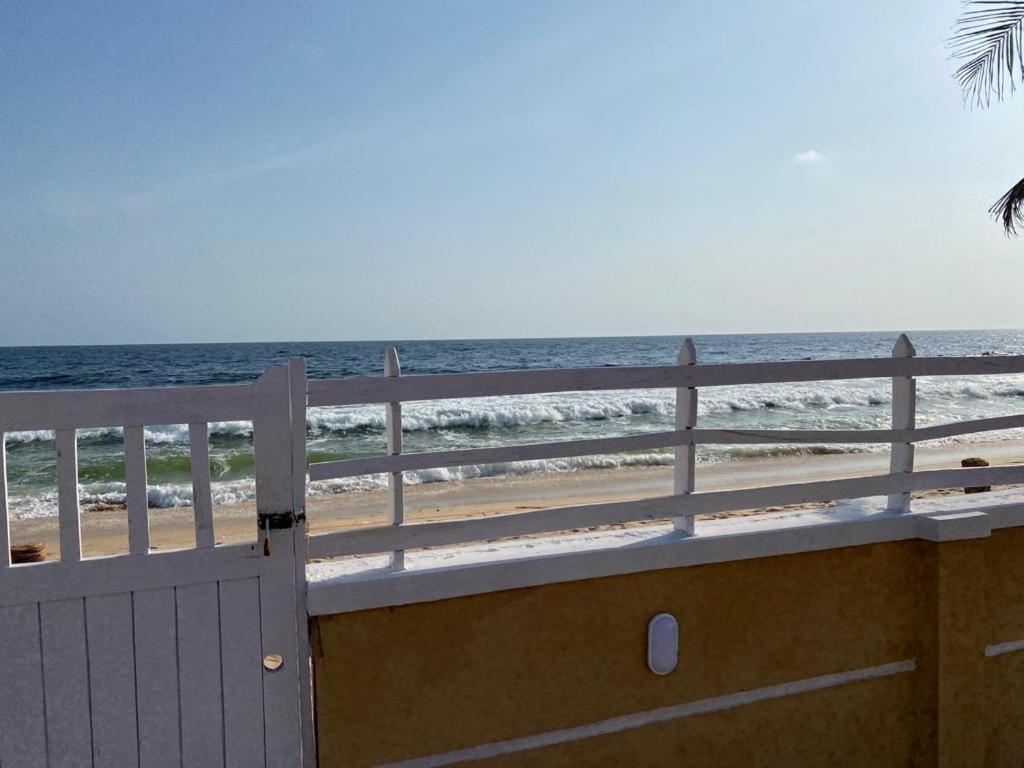 Oceanfront Wavecrest Hotel Lekki Exterior photo